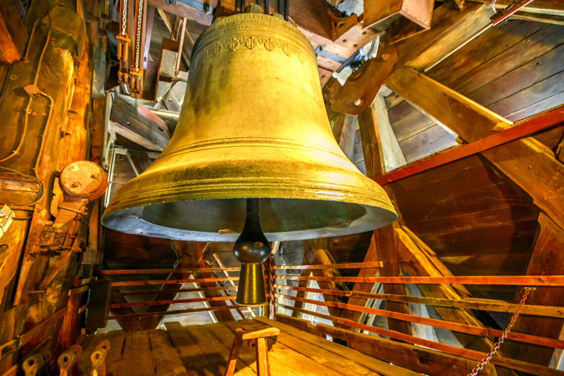 THE BELLRINGER OF NOTRE DAME – Christ Michael engl.